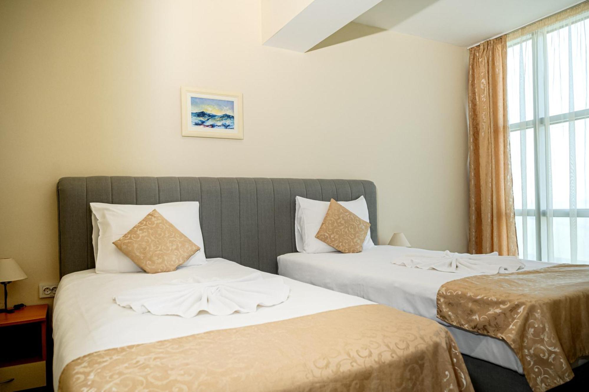 Paradise Hotel & Relax Center Pomorie Exteriér fotografie